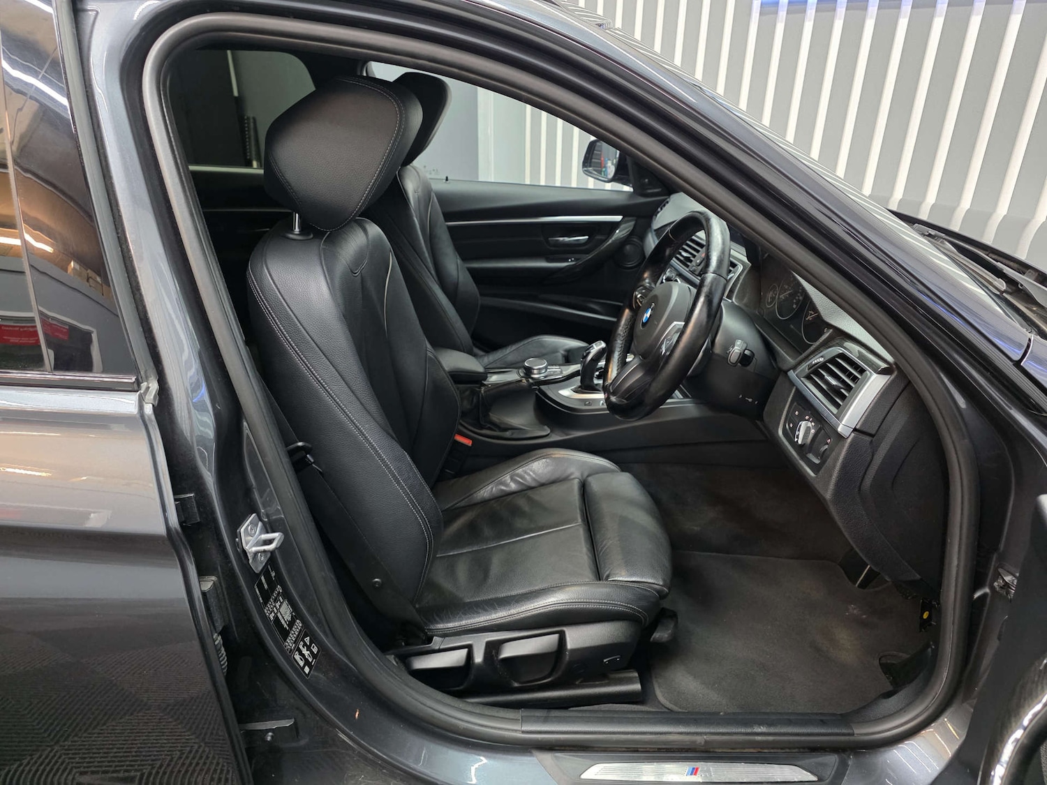 Used BMW 3 Series 2017 for sale - 78186887: Photo 21