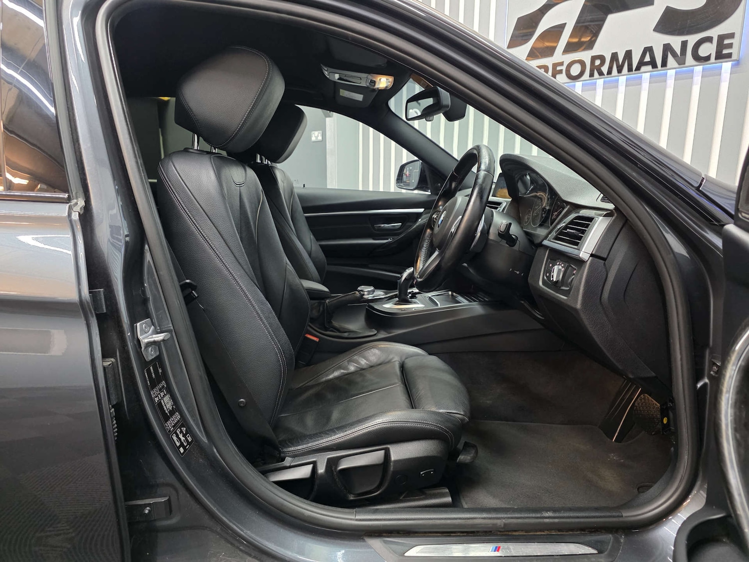 Used BMW 3 Series 2017 for sale - 78186887: Photo 37