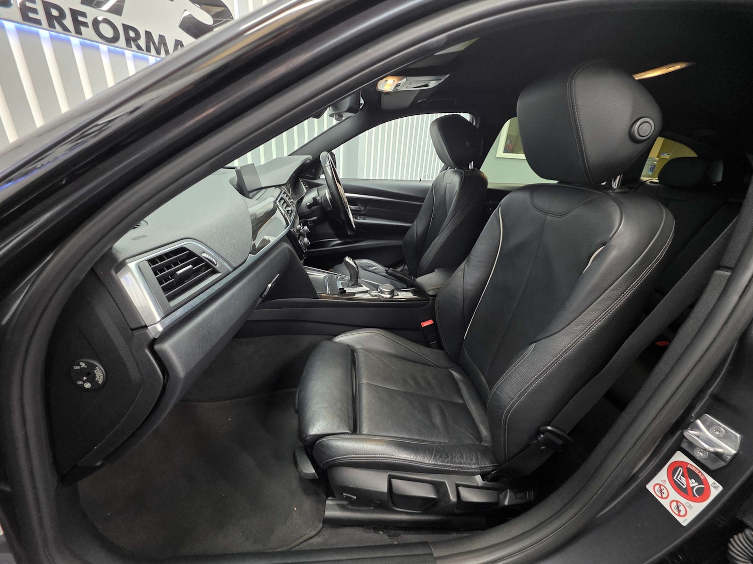 Used BMW 3 Series 2017 for sale - 78186887: Photo 9