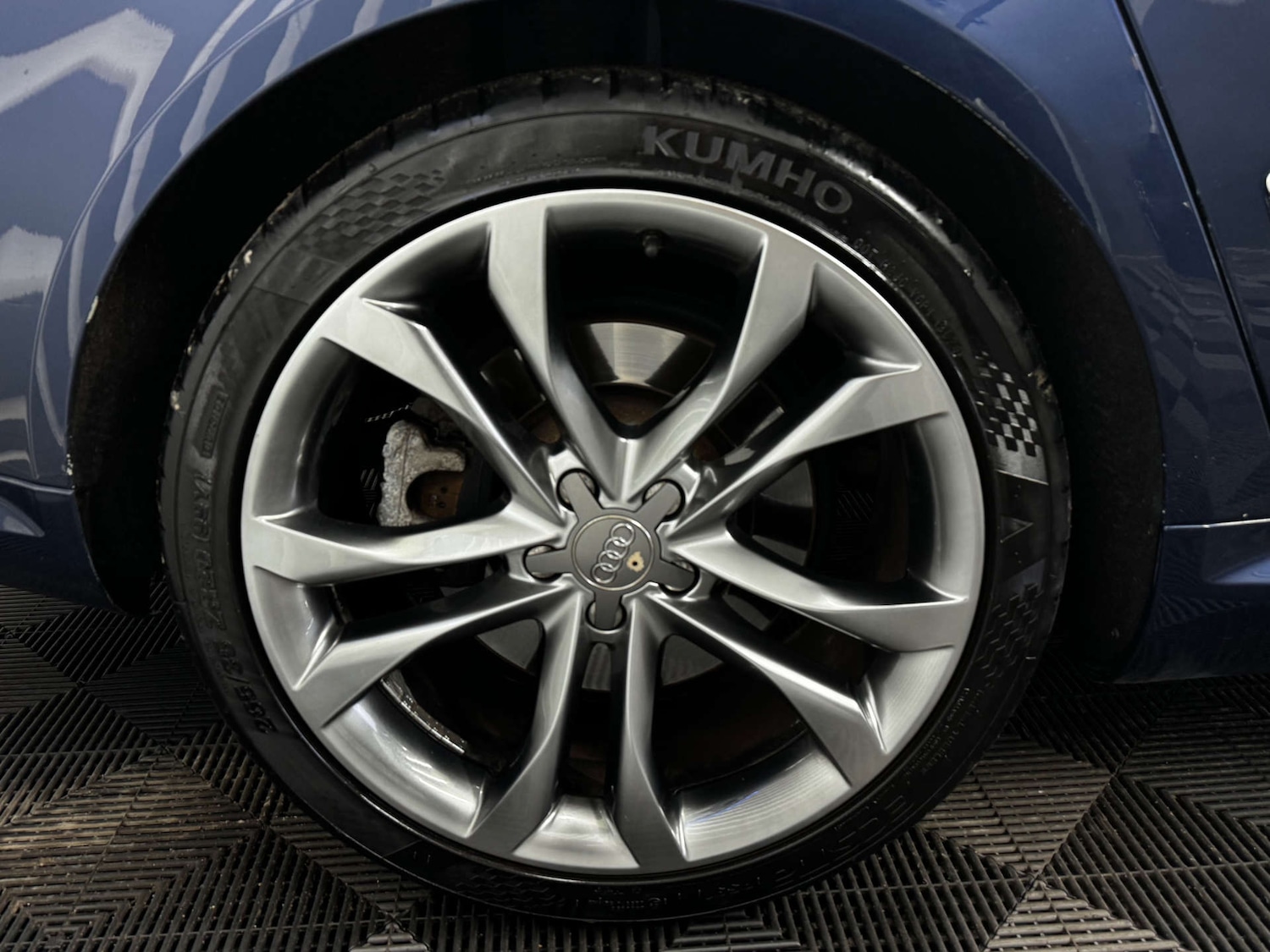 Used Audi S8 2009 for sale - 77704376: Photo 11