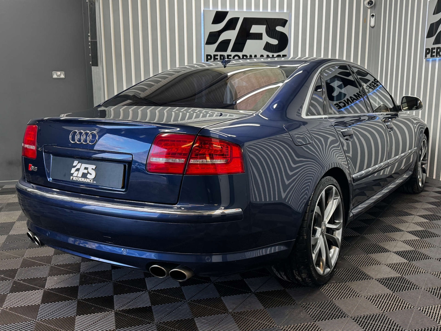 Used Audi S8 2009 for sale - 77704376: Photo 32