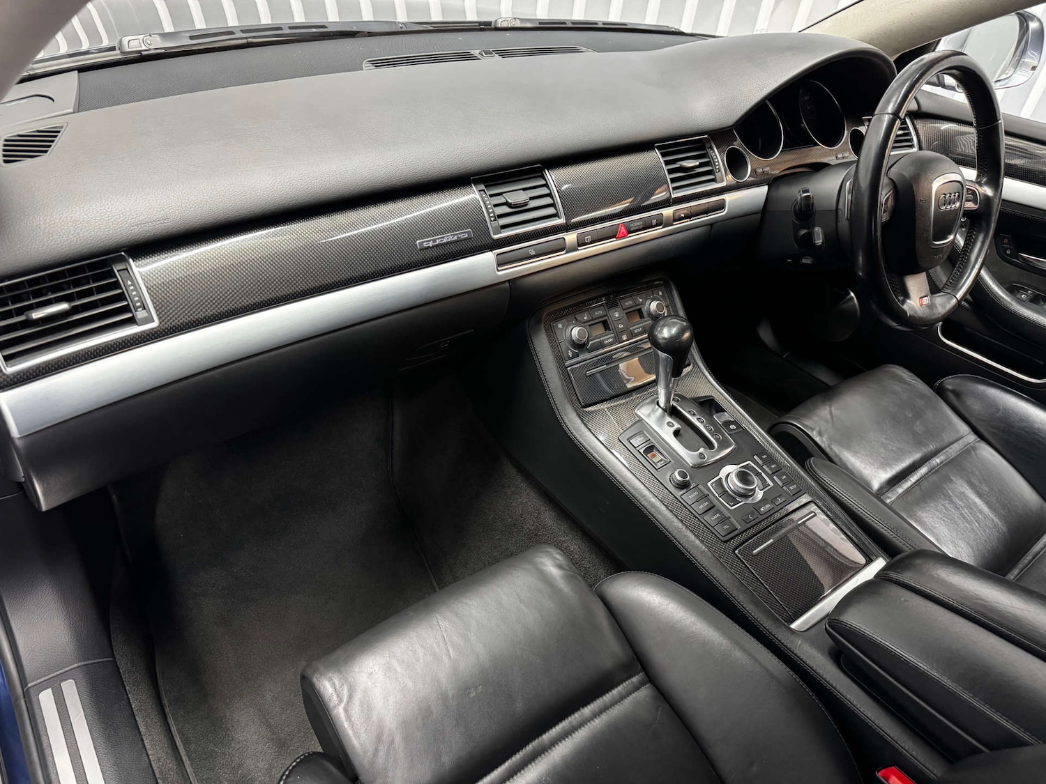 Used Audi S8 2009 for sale - 77704376: Photo 37