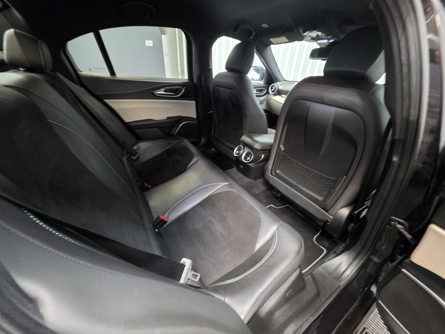 Used Alfa Romeo Giulia 2017 for sale - 77990003: Photo 22