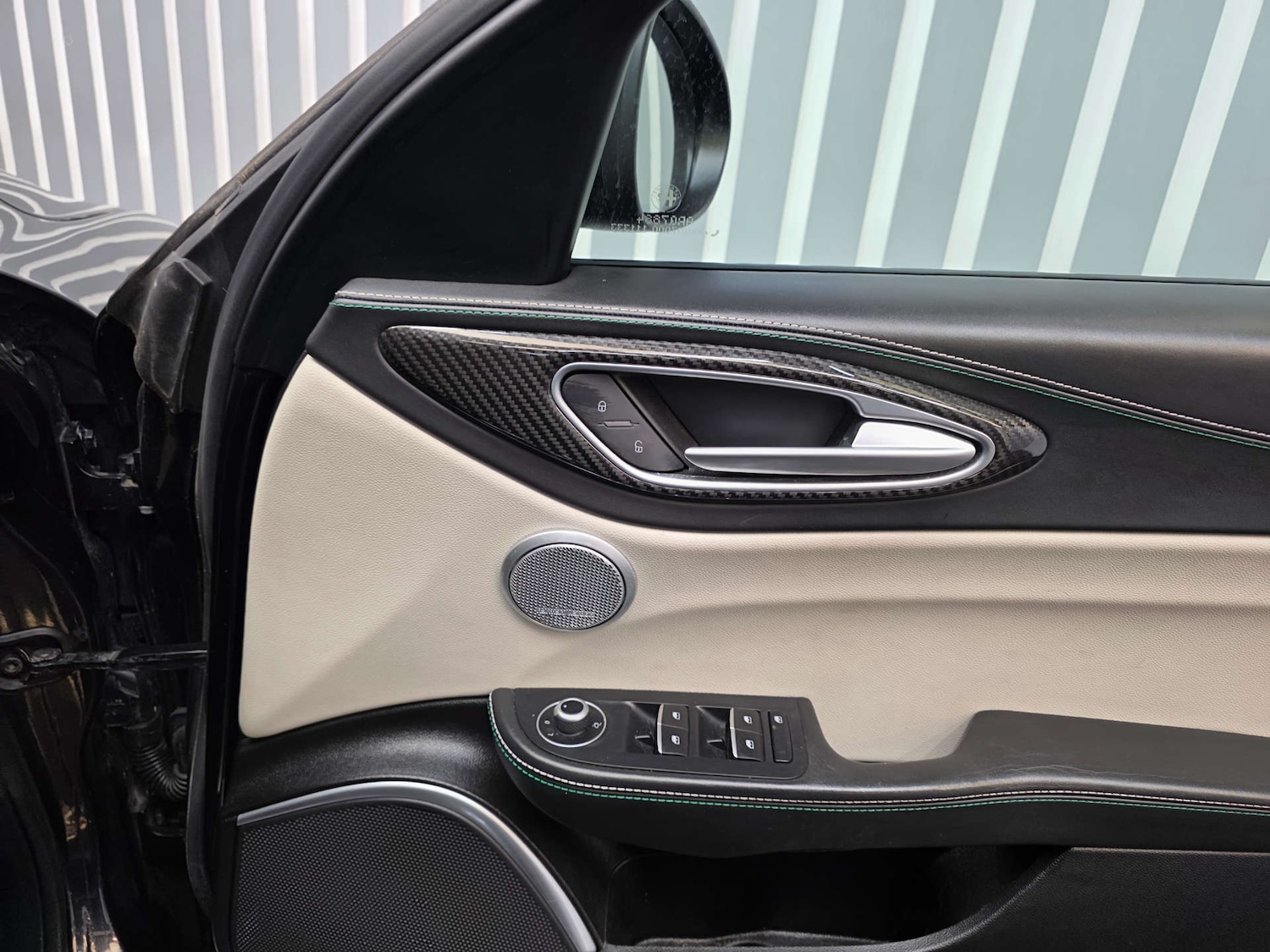 Used Alfa Romeo Giulia 2017 for sale - 77990003: Photo 27