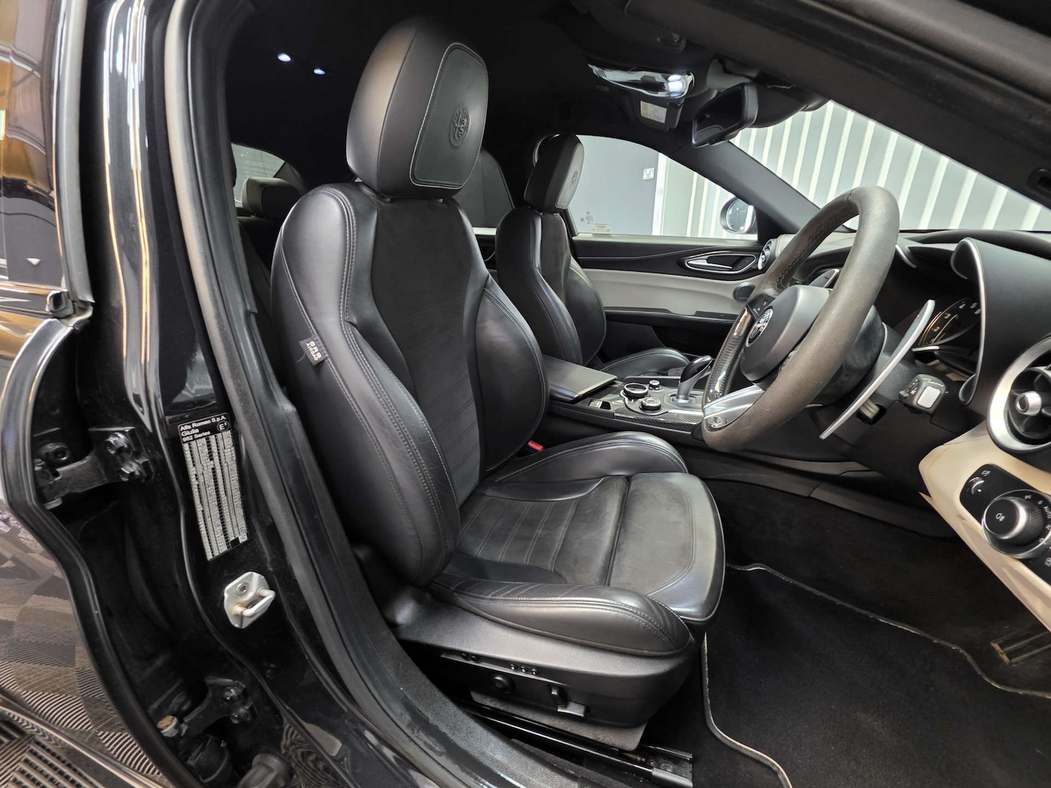 Used Alfa Romeo Giulia 2017 for sale - 77990003: Photo 7