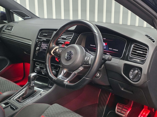 Used Volkswagen Golf 2018 for sale - 76082860: Photo 37