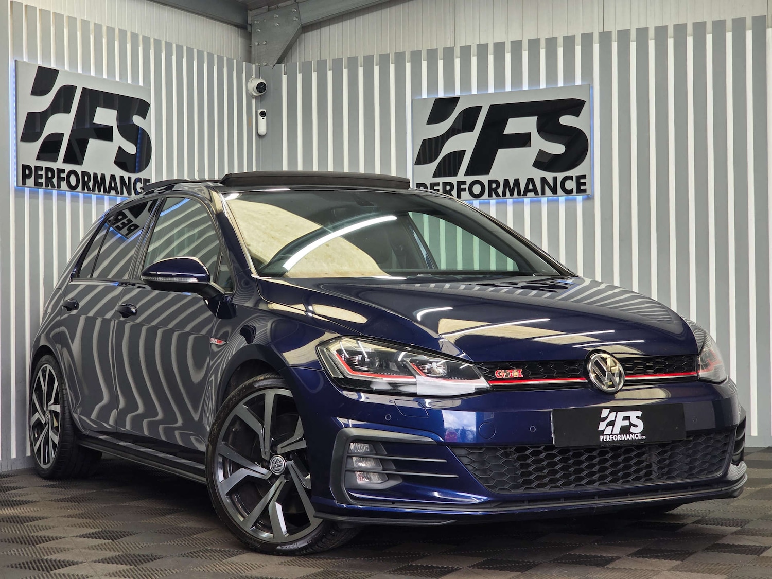 Used Volkswagen Golf 2017 for sale - 77681268: Photo 46