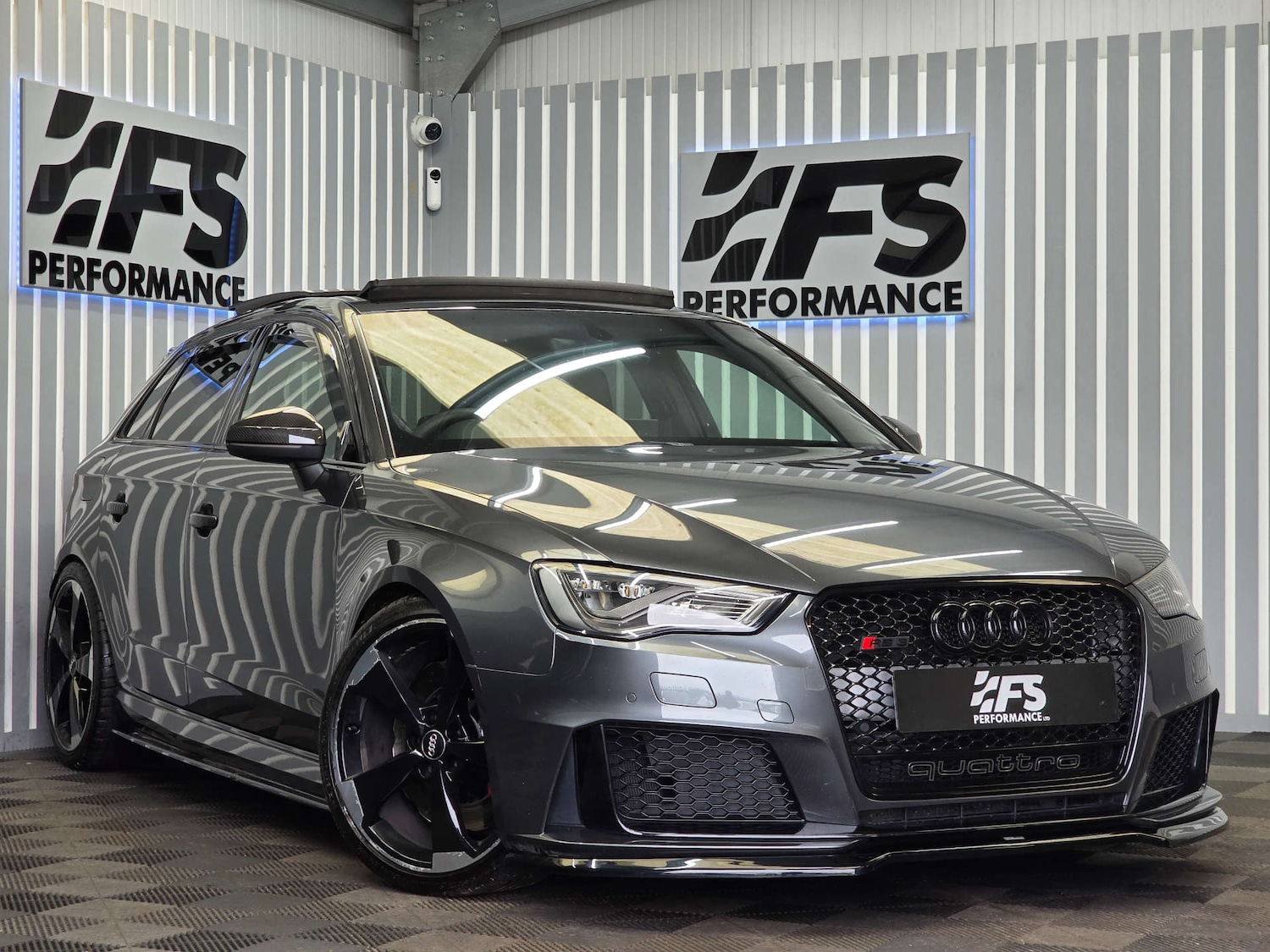 Used Audi RS3 2015 for sale - 77905906: Photo 1
