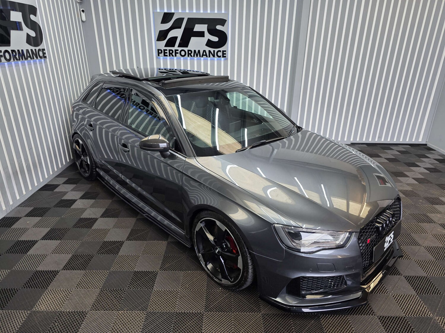 Used Audi RS3 2015 for sale - 77905906: Photo 14