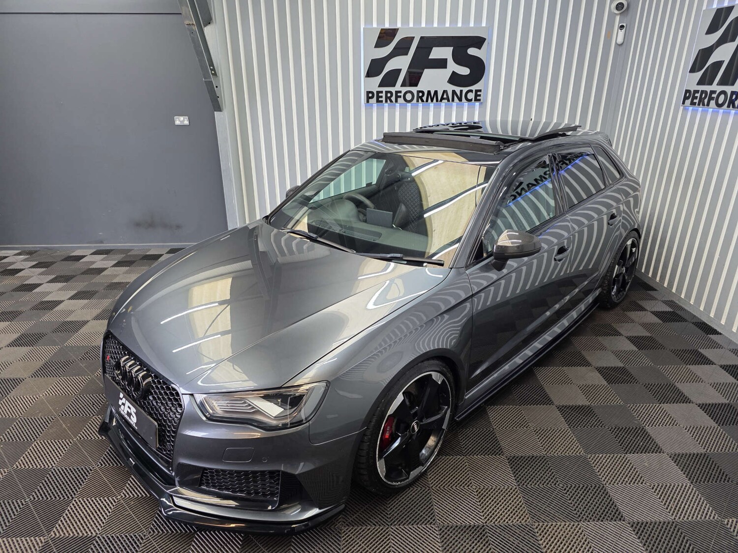 Used Audi RS3 2015 for sale - 77905906: Photo 16