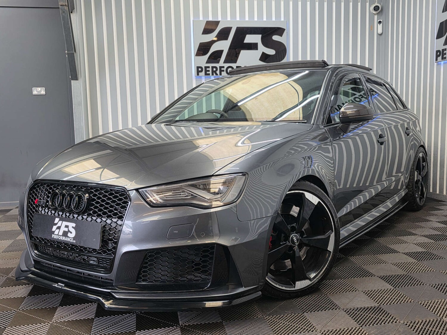 Used Audi RS3 2015 for sale - 77905906: Photo 30