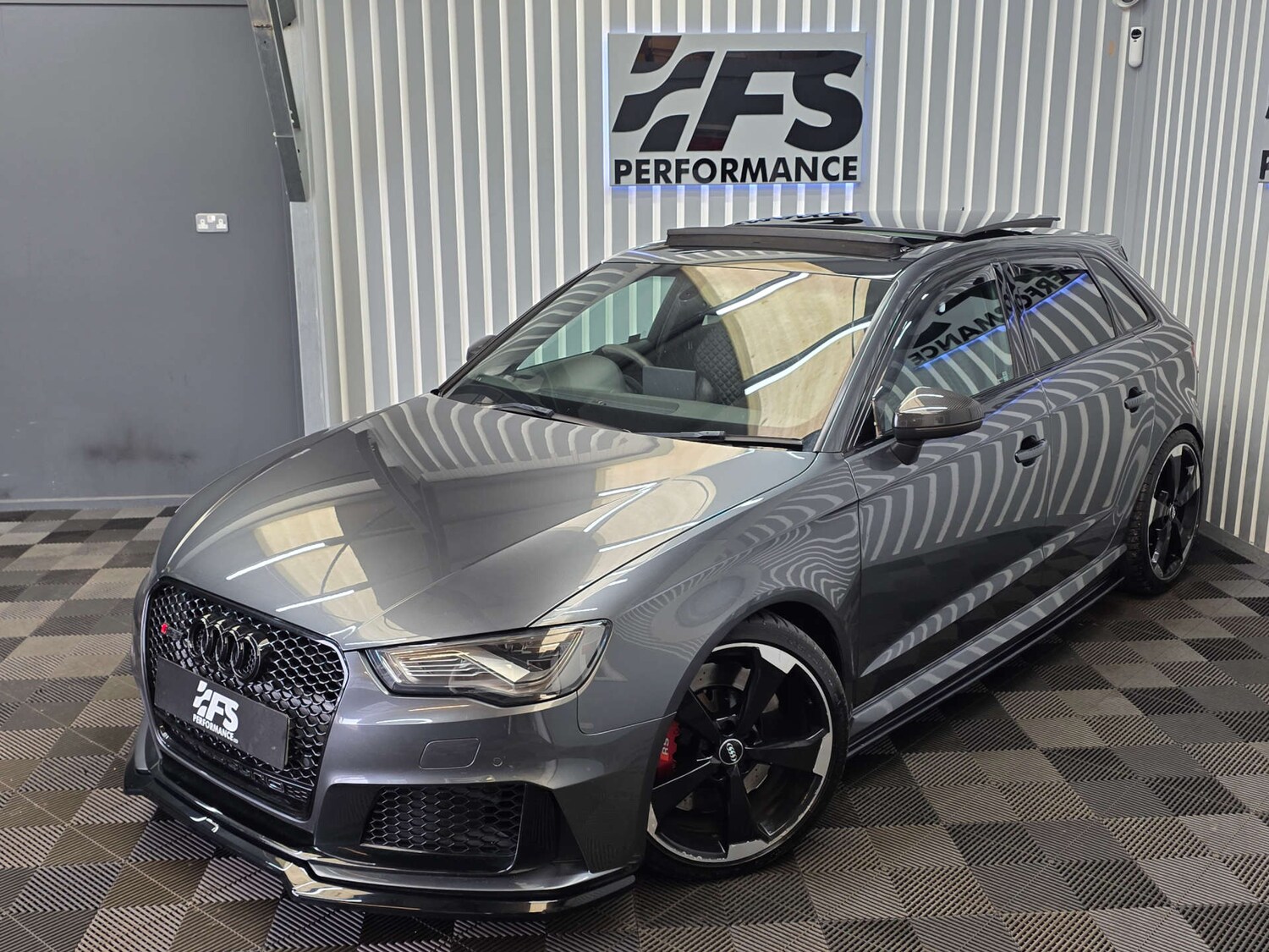 Used Audi RS3 2015 for sale - 77905906: Photo 39