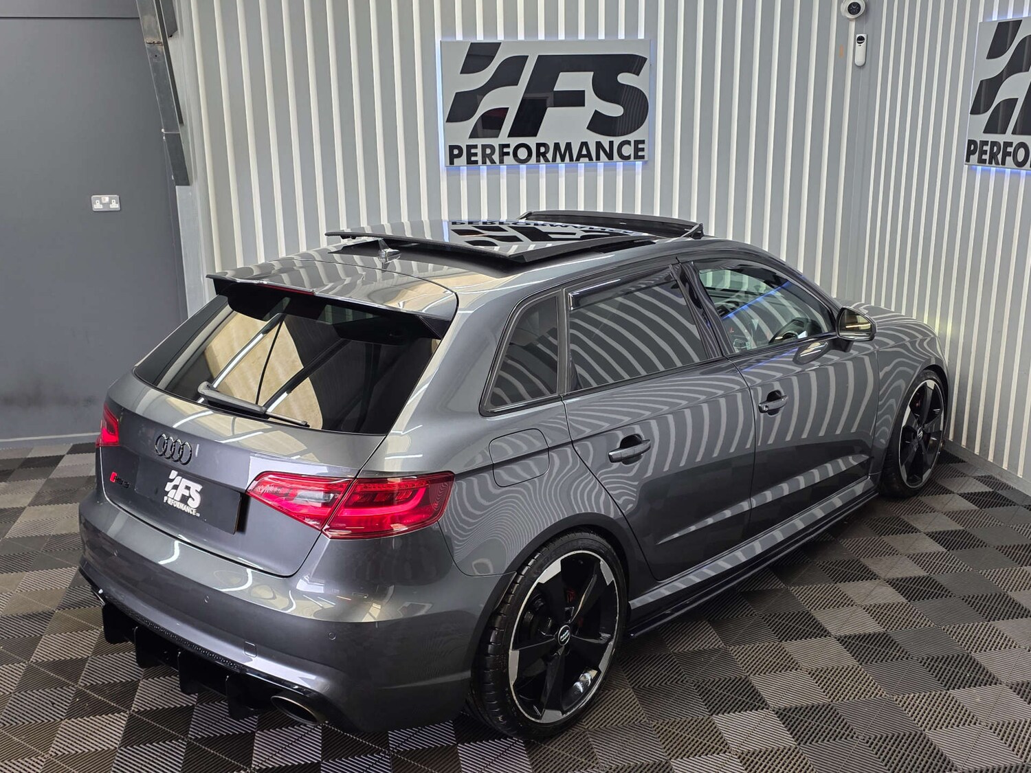 Used Audi RS3 2015 for sale - 77905906: Photo 42