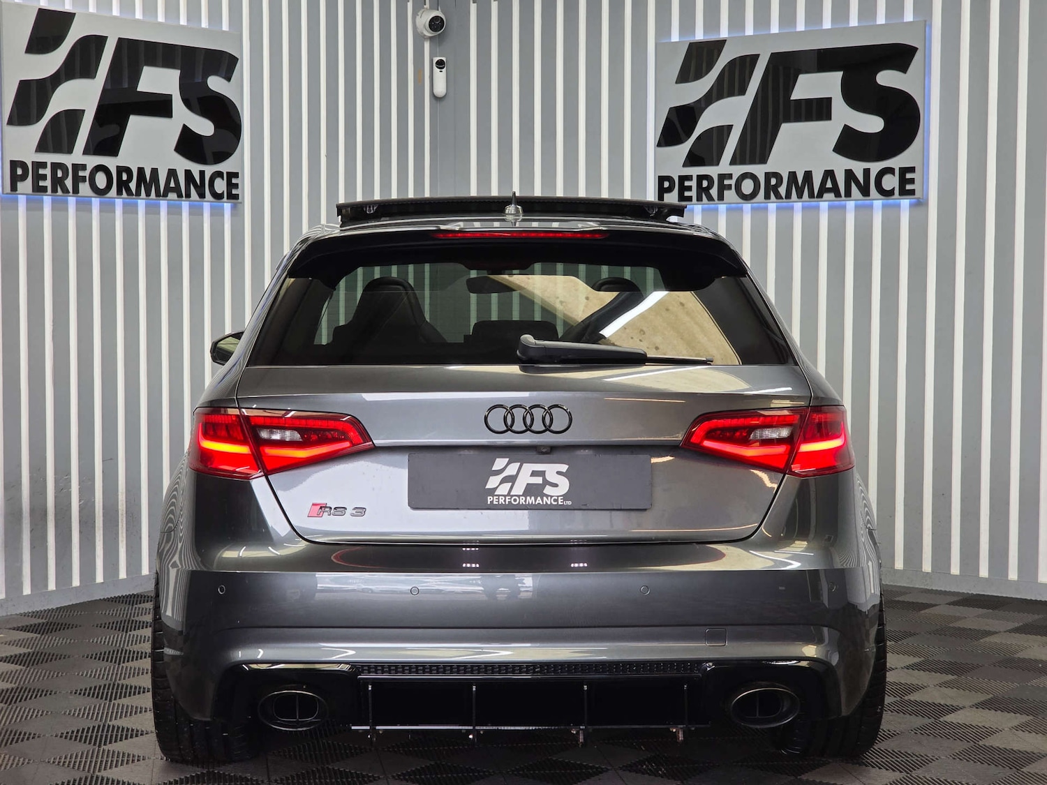 Used Audi RS3 2015 for sale - 77905906: Photo 5
