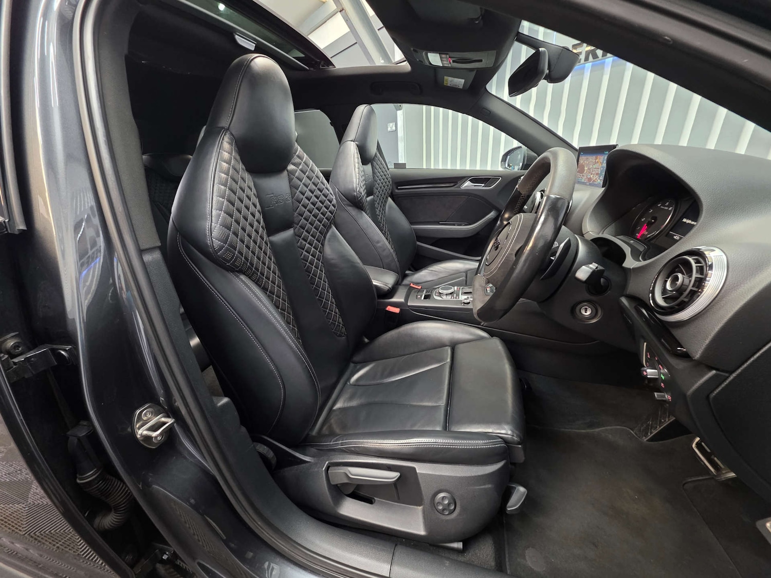 Used Audi RS3 2015 for sale - 77905906: Photo 7