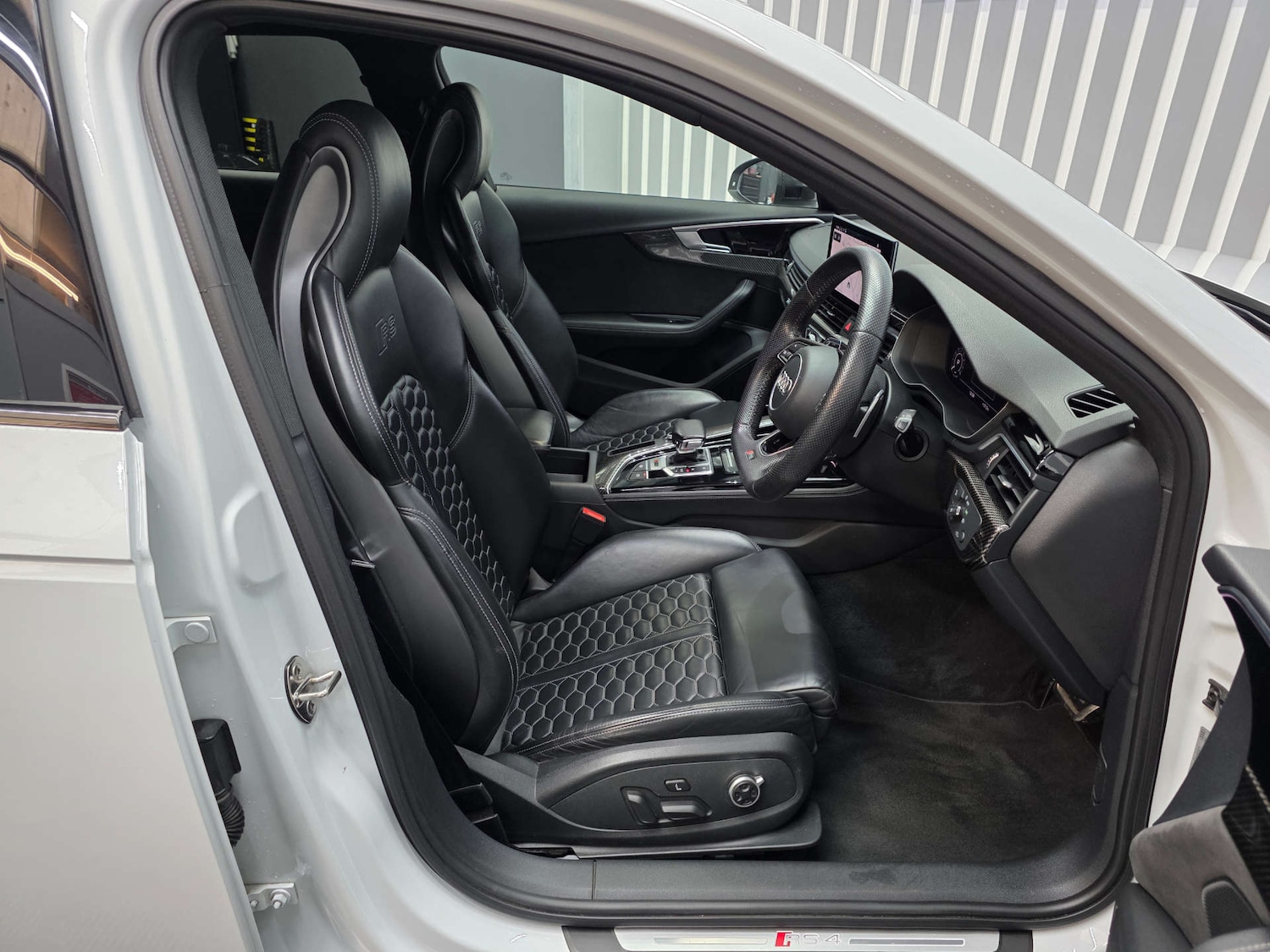 Used Audi RS4 2020 for sale - 76536198: Photo 21