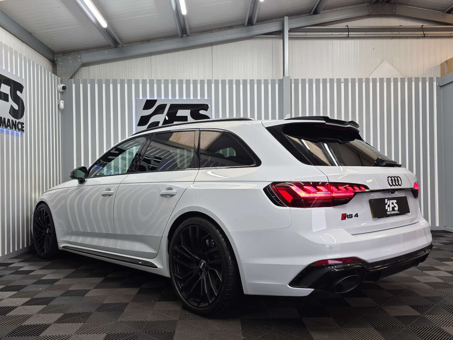 Used Audi RS4 2020 for sale - 76536198: Photo 4