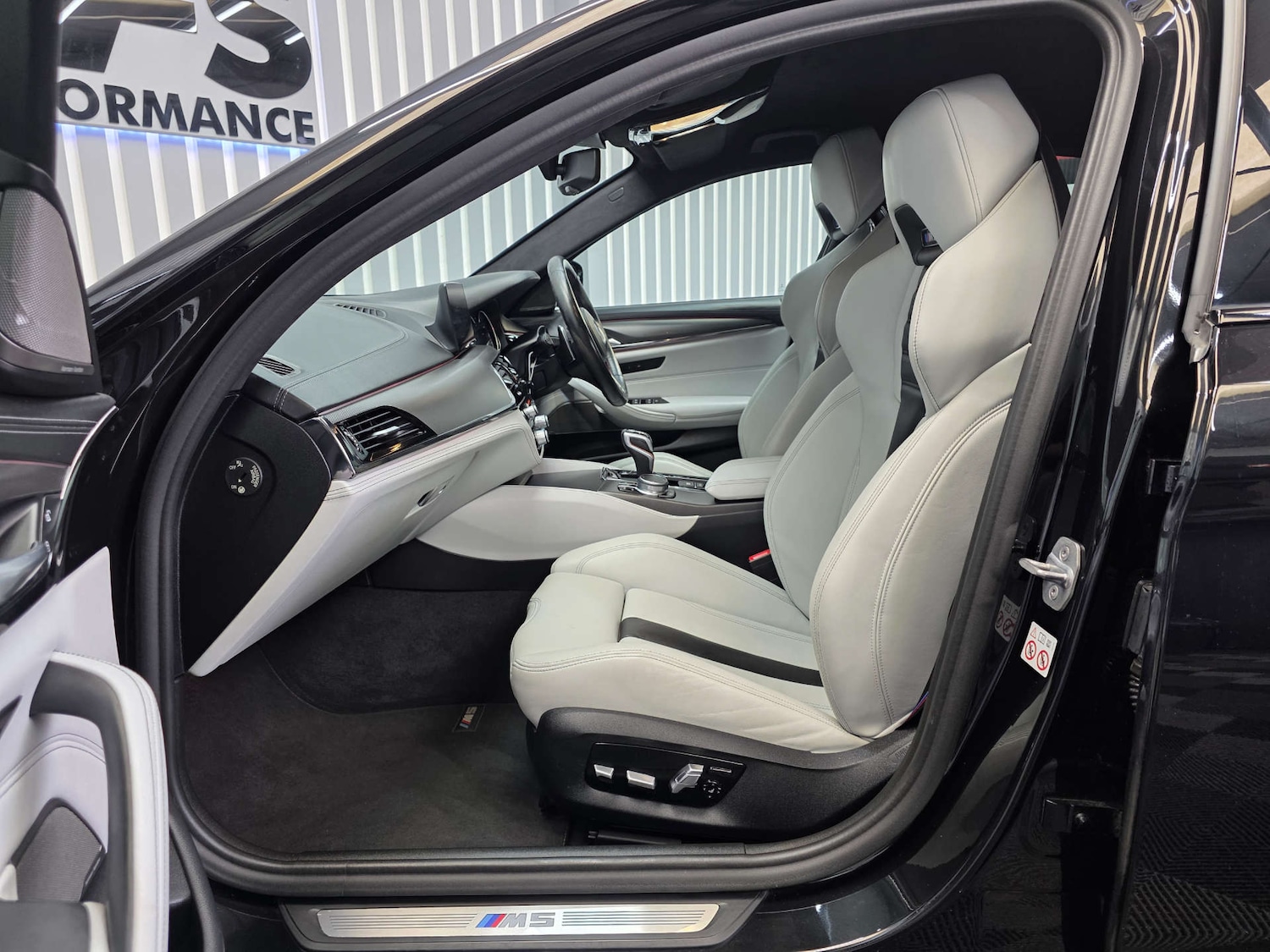 Used BMW M5 2019 for sale - 78083378: Photo 42