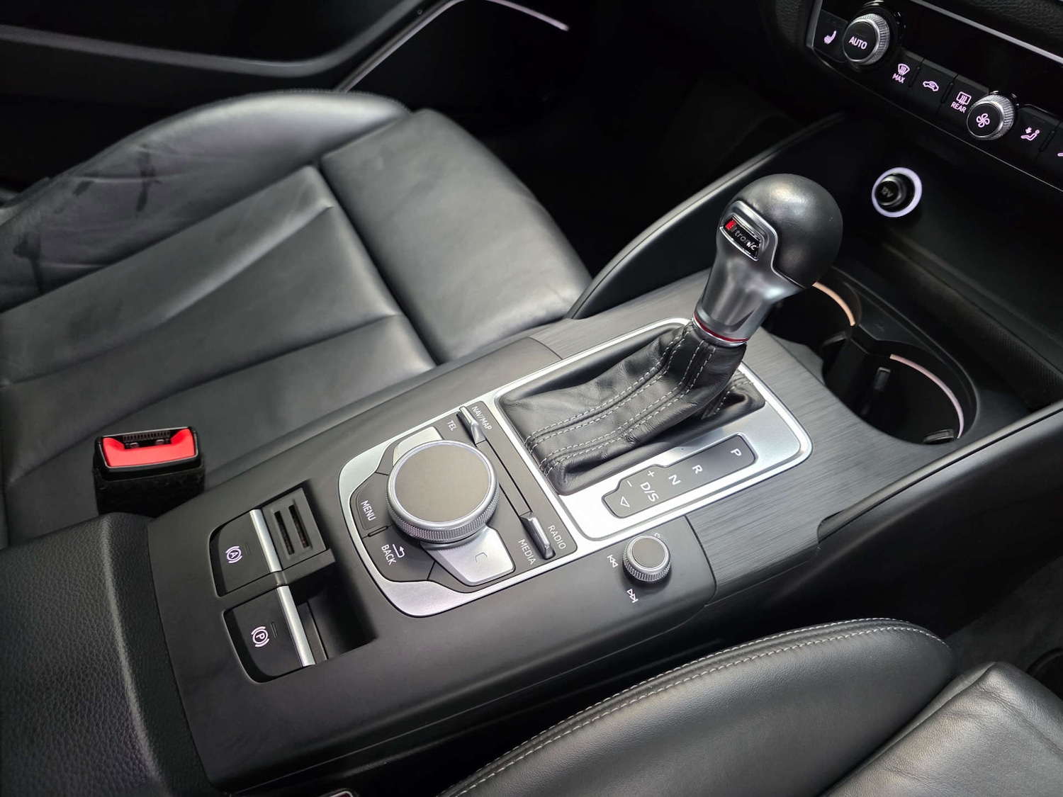 Used Audi A3 2017 for sale - 76601733: Photo 10