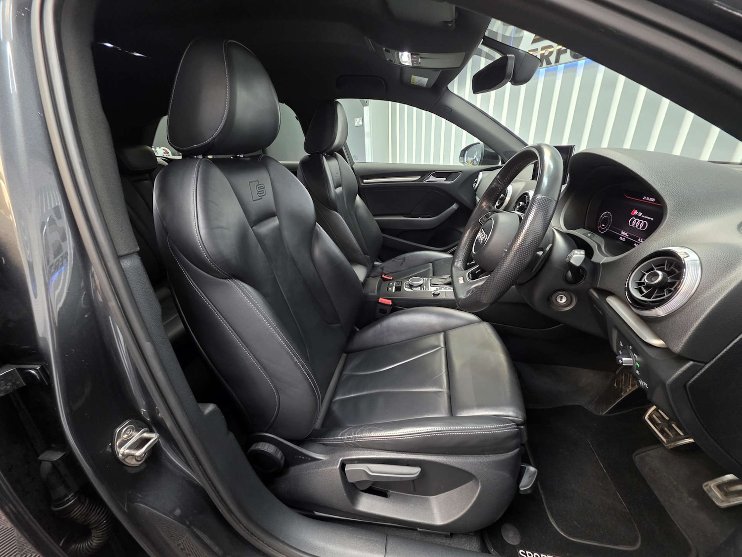 Used Audi A3 2017 for sale - 76601733: Photo 7