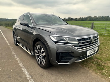 Used Volkswagen Touareg 2018 for sale - 76504746: Photo