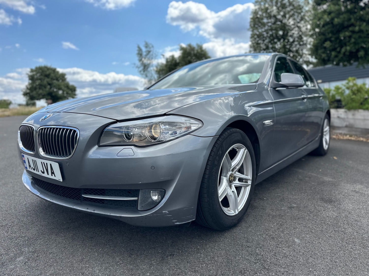 Used BMW 5 Series 2011 for sale - 76606006: Photo 2