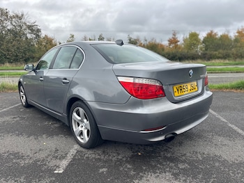 Used BMW 5 Series 2009 for sale - 77144704: Photo