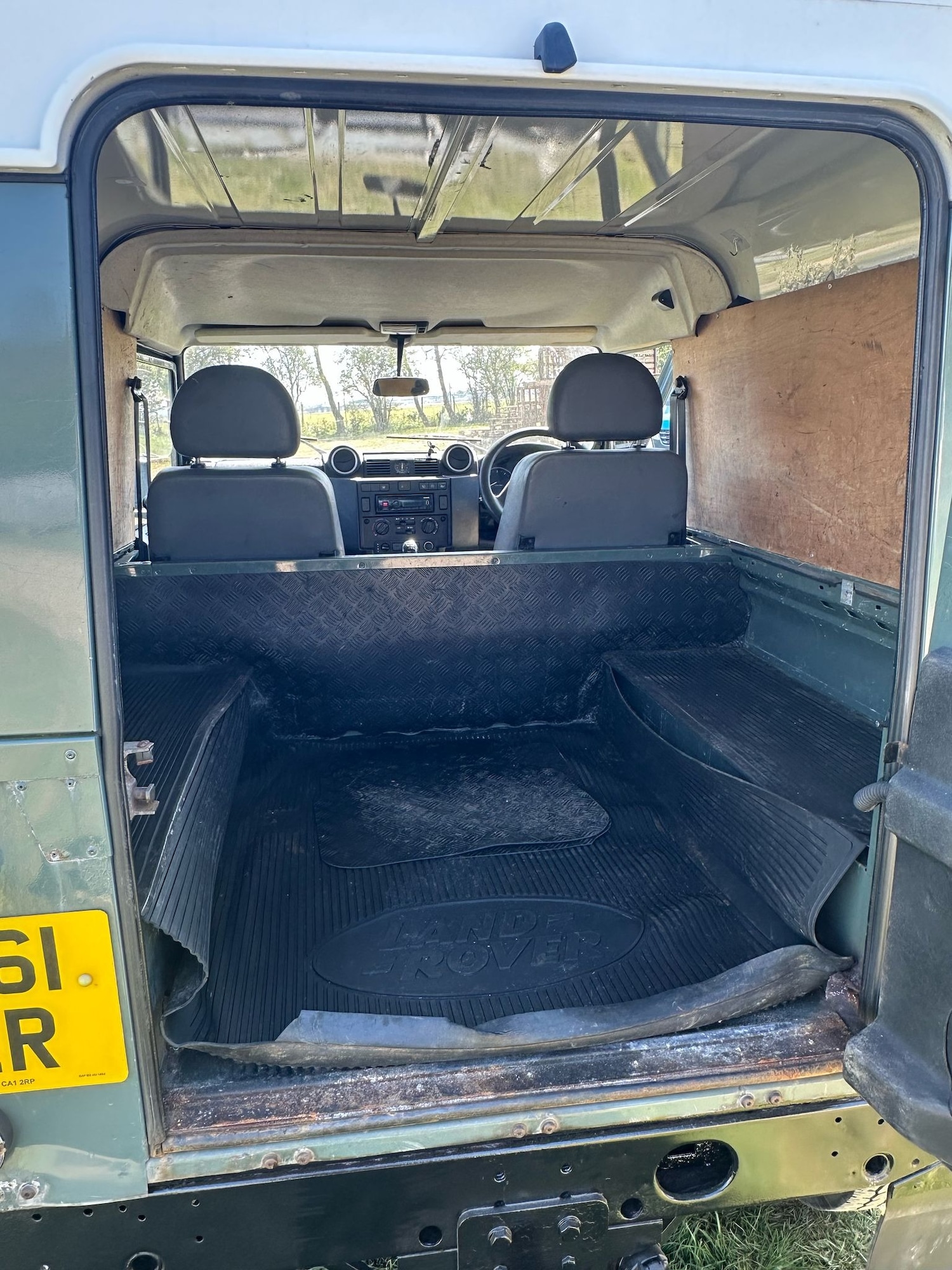 Used Land Rover Defender 2011 for sale - 76533660: Photo 7