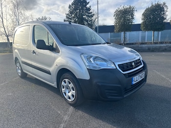 Used Peugeot Partner 2017 for sale - 77921704: Photo