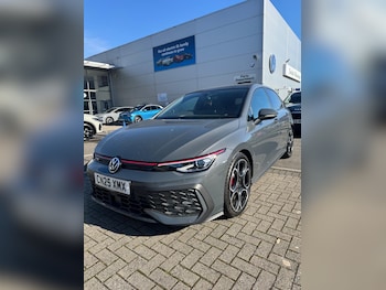 Used Volkswagen Golf 2025 for sale - 77805057: Photo