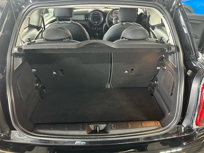 Used MINI Hatch 2018 for sale - 77218136: Photo 8