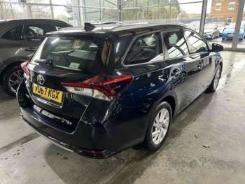 Used Toyota Auris 2017 for sale - 74942758: Photo