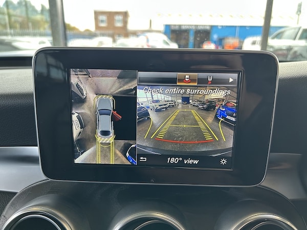 Used Mercedes-Benz GLC 2019 for sale - 76224107: Photo 17