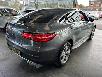 Used Mercedes-Benz GLC 2019 for sale - 76224107: Photo 4