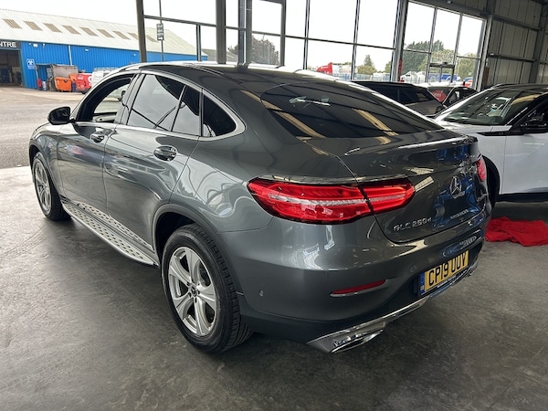 Used Mercedes-Benz GLC 2019 for sale - 76224107: Photo 5