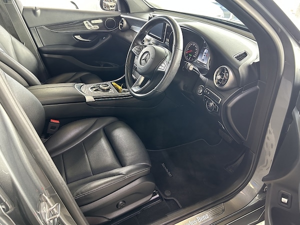 Used Mercedes-Benz GLC 2019 for sale - 76224107: Photo 7