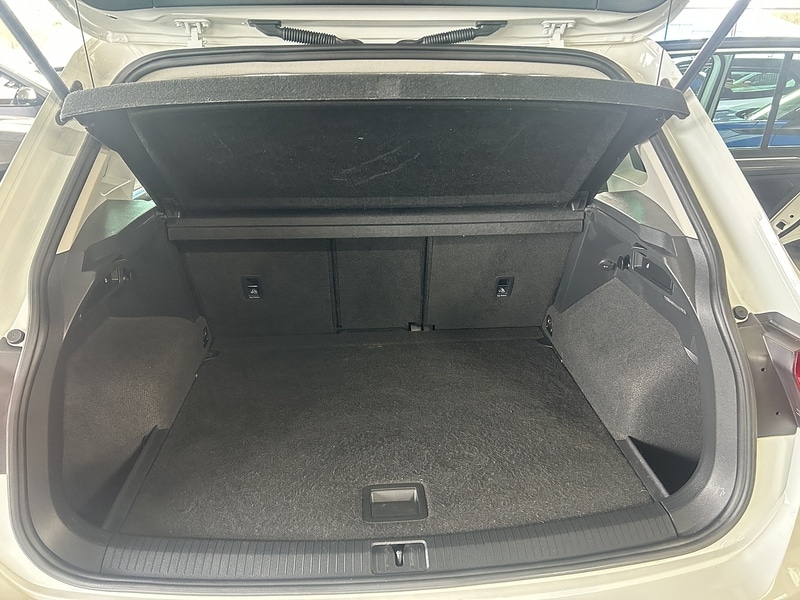 Used Volkswagen Tiguan 2017 for sale - 76386773: Photo 9