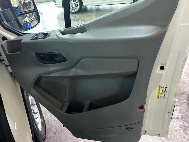 Used Ford Transit 2018 for sale - 77213141: Photo 18