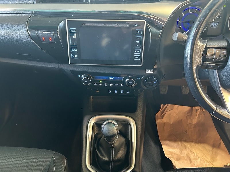 Used Toyota Hilux 2018 for sale - 76628525: Photo 10