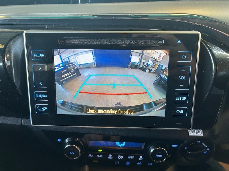 Used Toyota Hilux 2018 for sale - 76628525: Photo 15