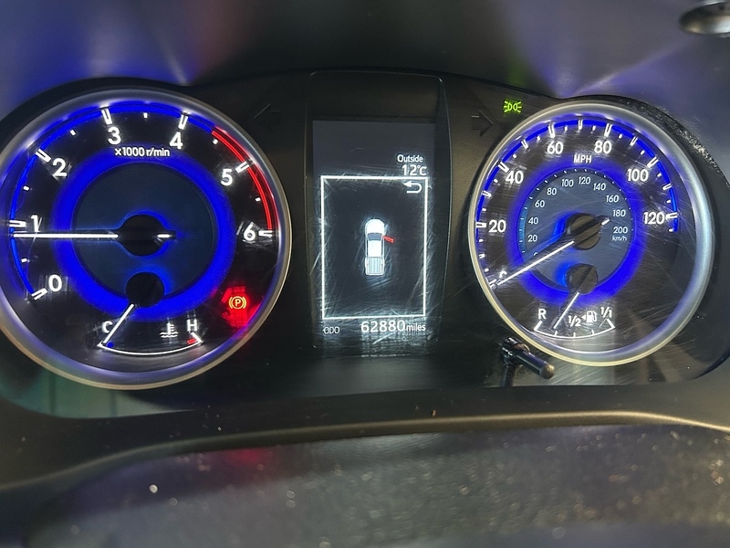 Used Toyota Hilux 2018 for sale - 76628525: Photo 16