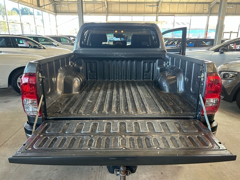 Used Toyota Hilux 2018 for sale - 76628525: Photo 9