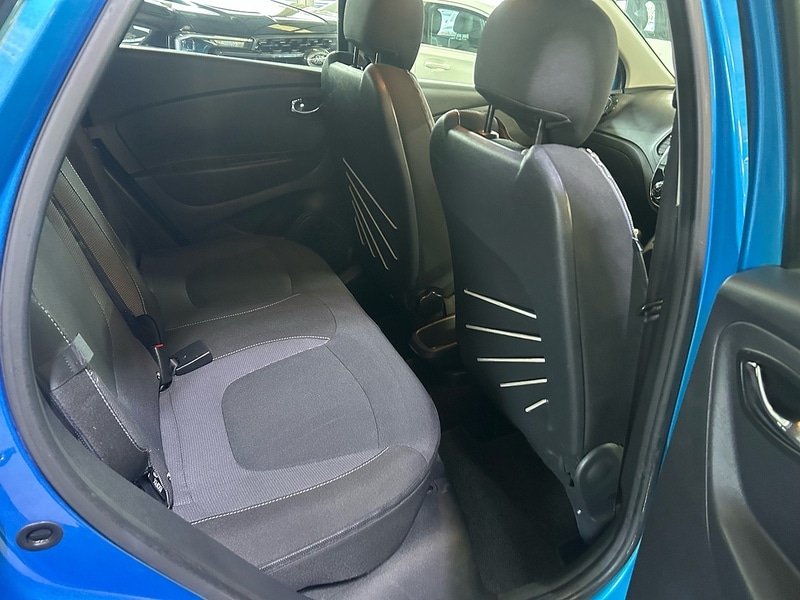 Used Renault Captur for sale - 77218140: Photo 8