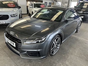 Used Audi TT 2017 for sale - 76132998: Photo 2