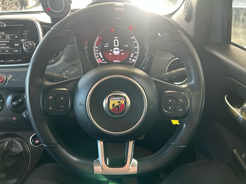 Used Abarth 595 2018 for sale - 77218132: Photo 10