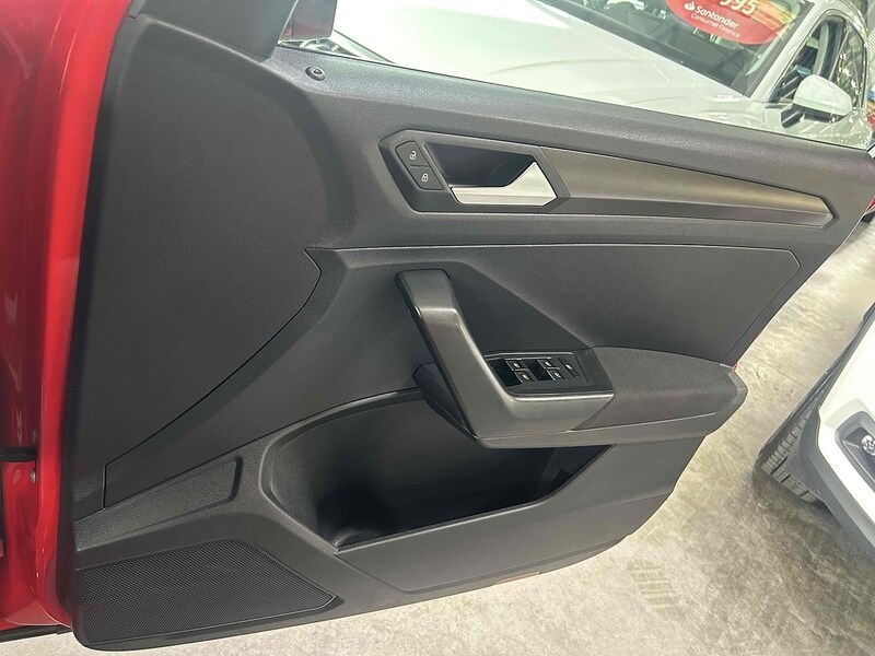 Used Volkswagen T-Roc 2018 for sale - 75897365: Photo 18