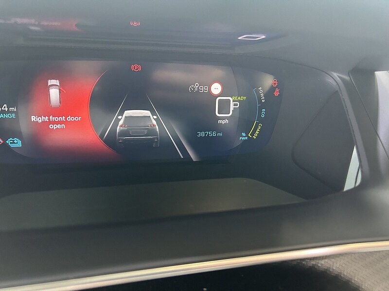 Used Peugeot 2008 2021 for sale - 76256899: Photo 17