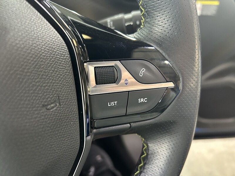 Used Peugeot 2008 2021 for sale - 76256899: Photo 19