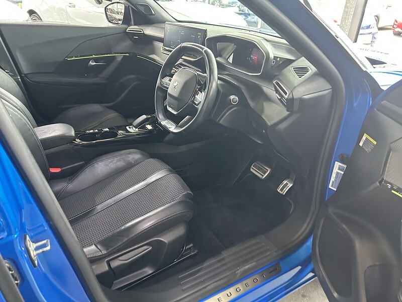 Used Peugeot 2008 2021 for sale - 76256899: Photo 7