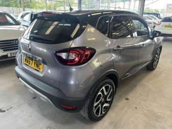 Used Renault Captur 2017 for sale - 74942776: Photo